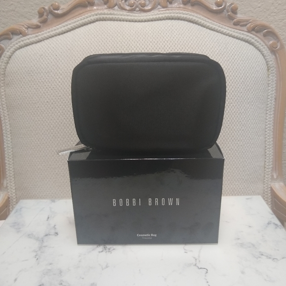 Bobbi Brown Handbags - Bobbi Brown Cosmetics Bag